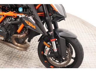 KTM 1290 Super Duke R ABS picture 14
