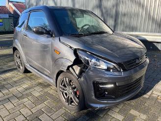 krockskadad bil brommobiel Ligier JS 50 DCI Ultimate Sport 2021/8