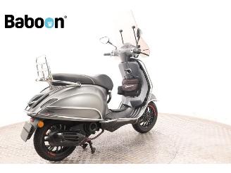 Vespa  Sprint 25KM picture 8