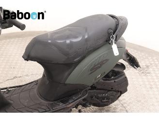Piaggio  Zip 45KM picture 18