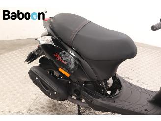 Piaggio  Zip 45KM picture 11