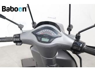 Vespa  Sprint 45KM picture 13