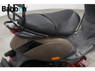 Piaggio  Zip 25KM picture 22