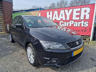 uszkodzony samochody osobowe Seat Toledo 1.2 tsi FR connect 2016/5
