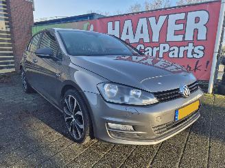 Auto incidentate Volkswagen Golf 1.0 tsi trendline 2015/12