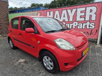Vaurioauto  passenger cars Daihatsu Sirion 1.0 12v trend 2009/10