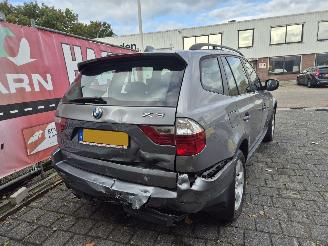 BMW X3 2.0 i picture 3