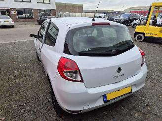 Renault Clio 1.2 acces AIRCO picture 4