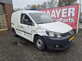 krockskadad bil auto Volkswagen Caddy  2015/7