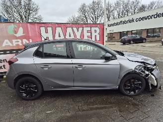 Opel Corsa 1.2 elgance picture 3