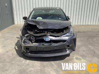 Salvage car Toyota Prius Prius (ZVW5), Hatchback, 2015 / 2022 1.8 16V Hybrid 2019/5