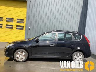 Hyundai I-30 i30 Crosswagon (WWH), Combi, 2007 / 2012 1.4 CVVT 16V picture 8