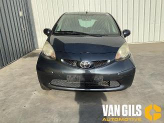 Uttjänta bilar auto Toyota Aygo Aygo (B10), Hatchback, 2005 / 2014 1.0 12V VVT-i 2007/9