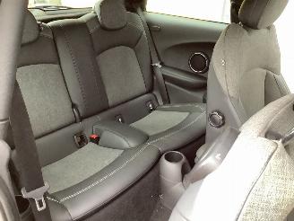 Mini Cooper 1.5L picture 13