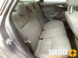 Ford Focus Focus 3 Wagon, Combi, 2010 / 2020 1.0 Ti-VCT EcoBoost 12V 125 picture 28