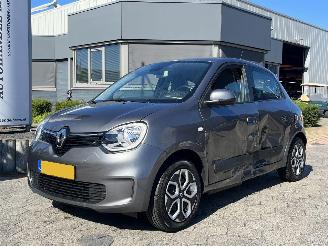 uszkodzony samochody osobowe Renault Twingo Z.E. R80 Collection 2022/12
