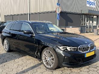 BMW 3-serie Touring 320e picture 3