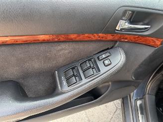 Toyota Avensis Wagon 2.0 VVTi Linea Sol picture 17