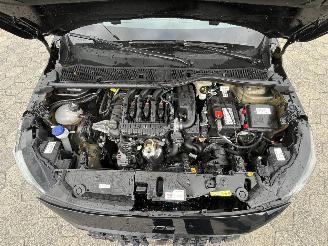 Peugeot 208 1.2 PureTech 75 Style picture 7