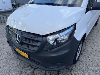 Mercedes Vito 114 CDI Lang picture 9