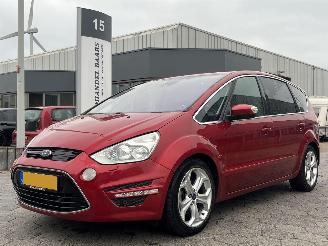 Vaurioauto  passenger cars Ford S-Max 2.0 TDCi S Edition 7p. AUTOMAAT 2014/3