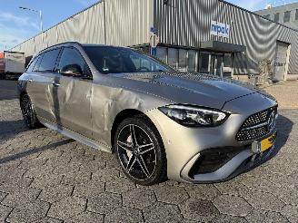 Schadeauto Mercedes C-klasse Estate 300 e AMG Line 2024/5