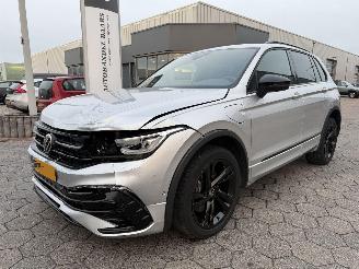 Damaged car Volkswagen Tiguan R-Line Business+ 1.4 TSI eHybrid 2021/9