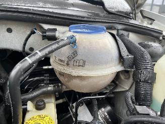 Volkswagen Polo 1.4-16V Trendline picture 8