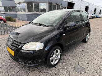 skadebil auto Volkswagen Fox 1.4 Trendline 2006/9