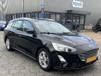 Ford Focus Wagon 1.0 EcoBoost Trend Edition Business picture 3