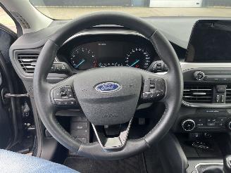 Ford Focus Wagon 1.0 EcoBoost Trend Edition Business picture 15