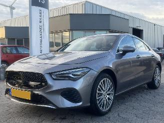 krockskadad bil auto Mercedes Cla-klasse 250 e Luxury Line 2023/9