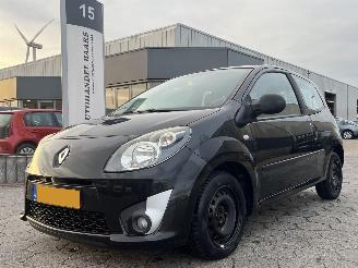 Schadeauto Renault Twingo 1.2 Dynamique 2009/1