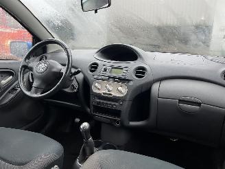 Toyota Yaris 1.3 VVT-i Sol picture 13