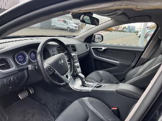 Volvo S-60 2.0 D4 Summum AUTOMAAT picture 14