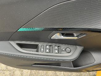 Peugeot e-208 EV Allure Pack 50 kWh picture 15