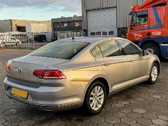 Volkswagen Passat 1.6 TDI Comfortline AUTOMAAT picture 4