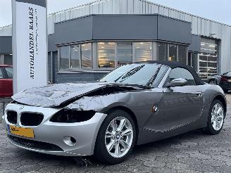 Unfallwagen BMW Z4 Roadster 2.2i 2004/6