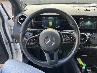 Mercedes B-klasse 200d AUTOMAAT picture 19