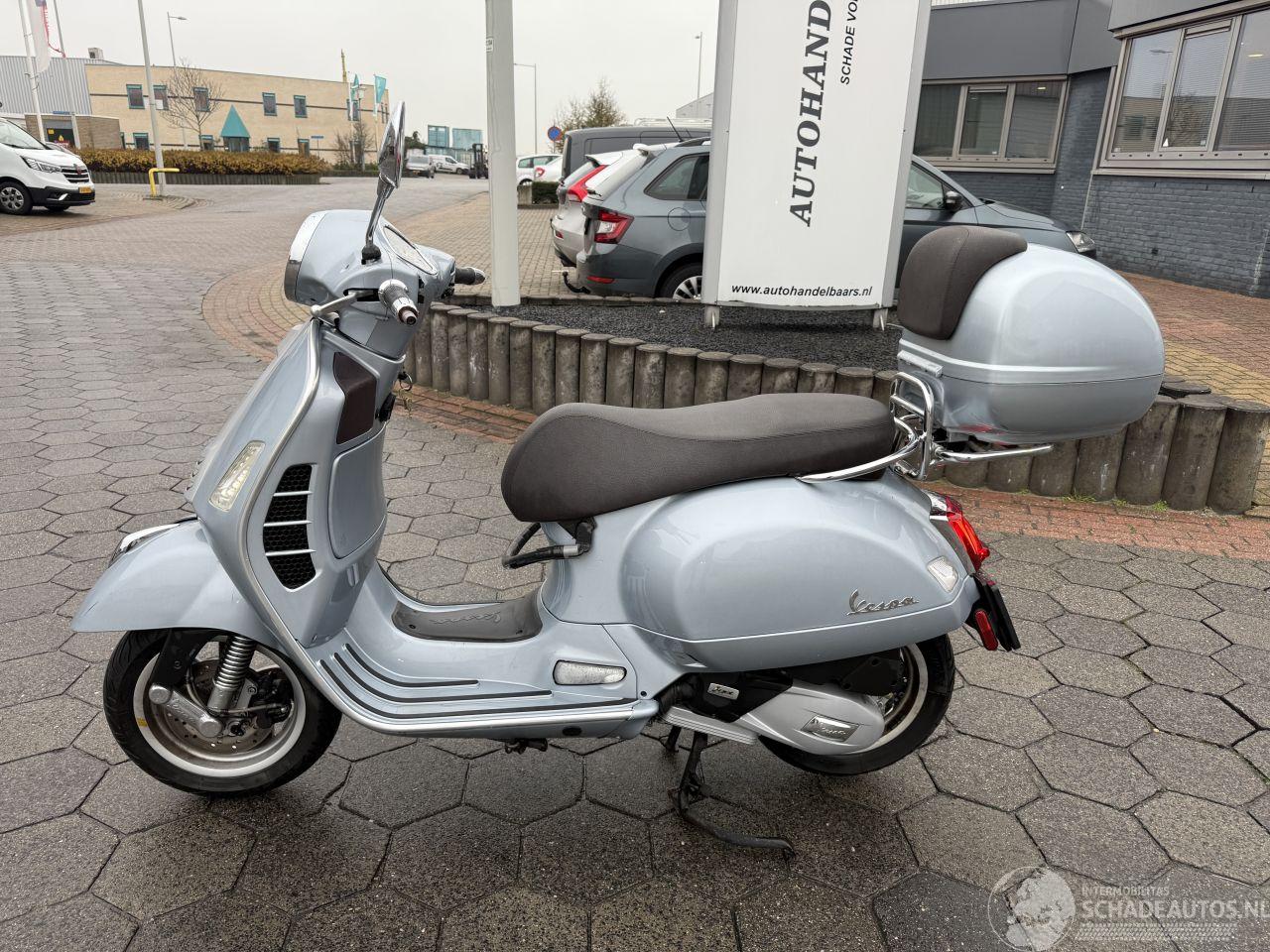 Vespa  GT 125
