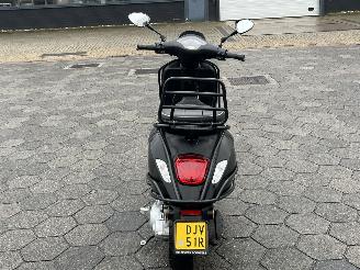 Vespa  Sprint picture 7