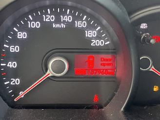 Kia Picanto 1.0 CVVT Design Edition picture 17