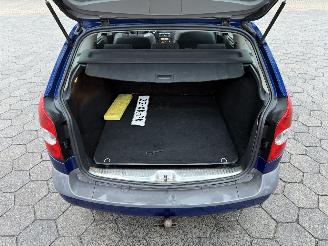 Renault Laguna Grand Tour 2.0-16V Tech Line picture 14