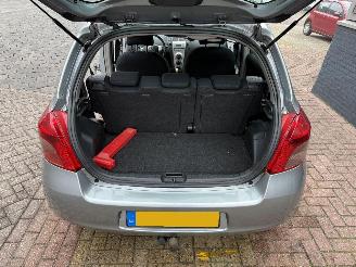 Toyota Yaris 1.0 VVTi Terra picture 13