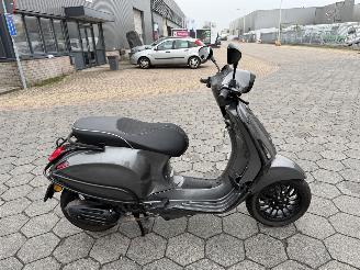 Vespa  Sprint 4T Sport picture 8