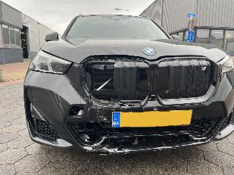 BMW iX1 xDrive30 67 kWh picture 12