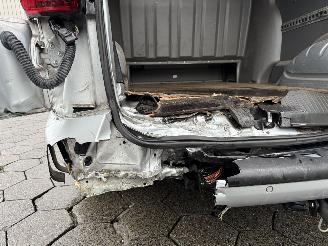 Volkswagen Transporter Bulli 2.0 TDI L2H3 150 pk 2.0 L picture 12