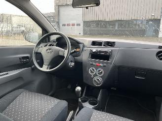Daihatsu Cuore 1.0 Trend picture 11