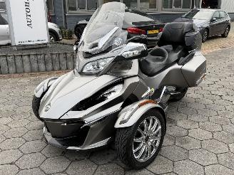 Vaurioauto  passenger cars Can-Am  Tour Spyder 2015/2