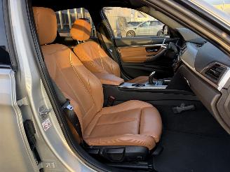 BMW 3-serie 320i High Executive picture 13